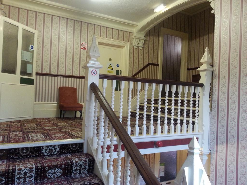 Chester Lodge Sandown Bagian luar foto