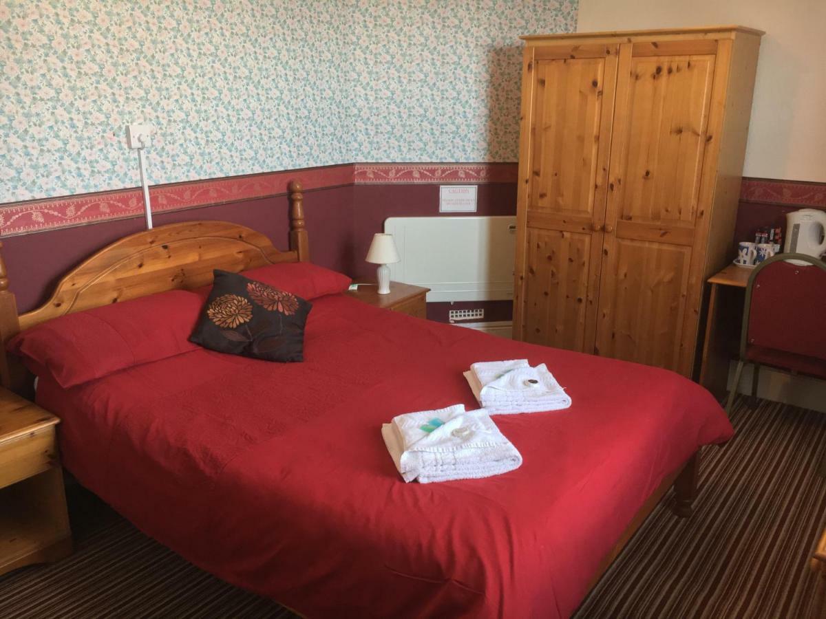 Chester Lodge Sandown Bagian luar foto